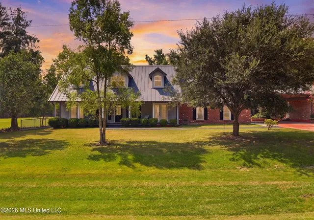 Photo 2 of Single family home for sale at 26560 Camille Dr, Pass Christian, MS 39571 | MLS# 4160713 | Listing updated on 2026-10-02