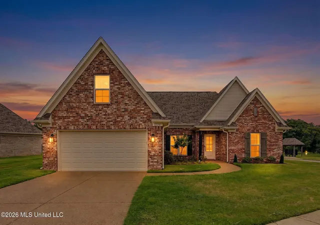 Photo 1 of Single family home for sale at 3770 Hawthorn Dr, Southaven, MS 38672 | MLS# 4160764 | Listing updated on 2026-09-18