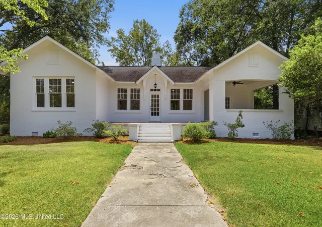 Single family home for sale at 969 Sw Carlisle St, Jackson, MS 39202 | MLS# 4160707