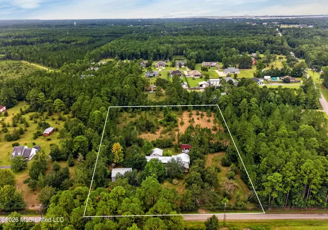 Photo 2 of Manufactured home for sale at 13417 Arguellas Rd, Vancleave, MS 39565 | MLS# 4160702 | Listing updated on 2026-09-14