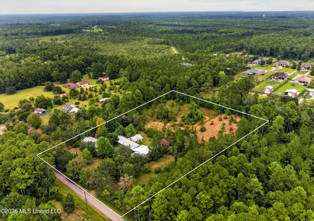 Photo 3 of Manufactured home for sale at 13417 Arguellas Rd, Vancleave, MS 39565 | MLS# 4160702 | Listing updated on 2026-09-14
