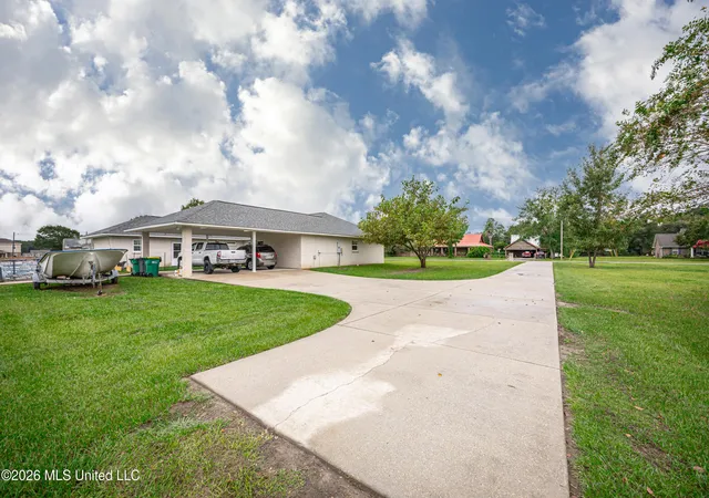 Photo 4 of Single family home for sale at 15405 Drake Ln, Biloxi, MS 39532 | MLS# 4160762 | Listing updated on 2026-08-28