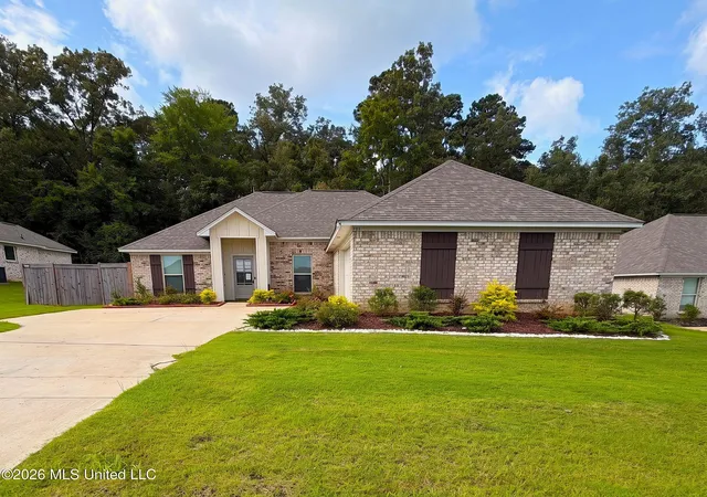 Photo 1 of Single family home for sale at 141 Allie Ln, Canton, MS 39046 | MLS# 4160641 | Listing updated on 2026-08-28