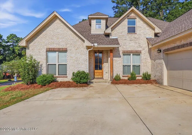 Photo 2 of Single family home for sale at 580 Hickory Pl, Brandon, MS 39047 | MLS# 4160811 | Listing updated on 2026-08-28