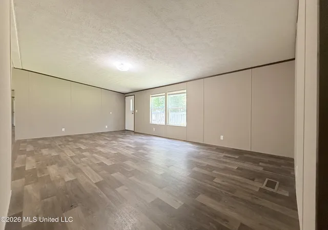 Photo 2 of Single family home for sale at 1206 Quinlivan Rd, Mc Comb, MS 39648 | MLS# 4160711 | Listing updated on 2026-08-28