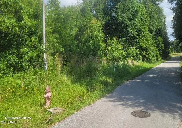 Photo 1 of Land for sale at 901 Wood St, Waveland, MS 39576 | MLS# 4160642 | Listing updated on 2026-10-15