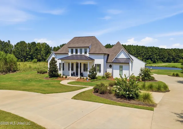 Photo 2 of Single family home for sale at 989 Holly Bush Rd, Brandon, MS 39047 | MLS# 4160654 | Listing updated on 2026-08-27