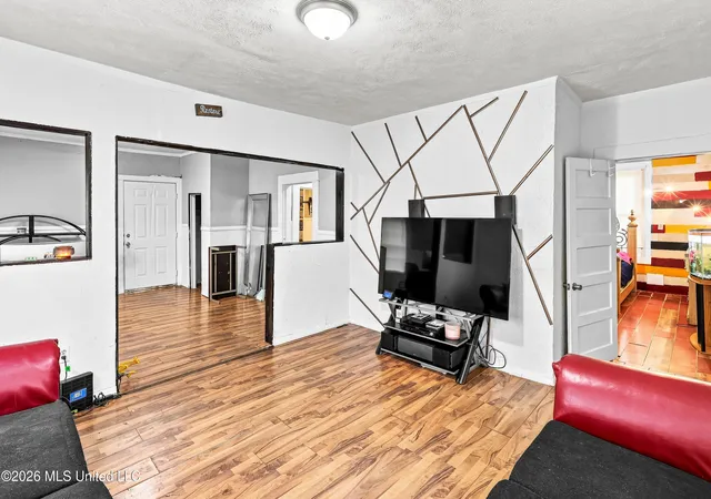 Photo 3 of Single family home for sale at 200 Stokes Robertson Rd, Jackson, MS 39212 | MLS# 4160829 | Listing updated on 2026-09-15