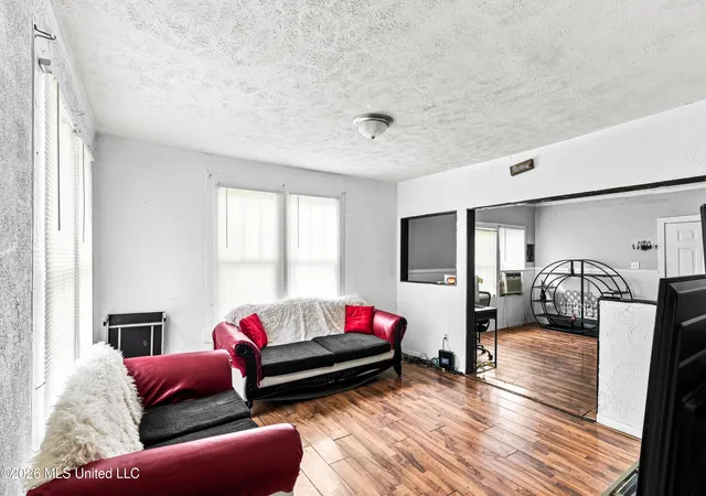 Photo 4 of Single family home for sale at 200 Stokes Robertson Rd, Jackson, MS 39212 | MLS# 4160829 | Listing updated on 2026-09-15