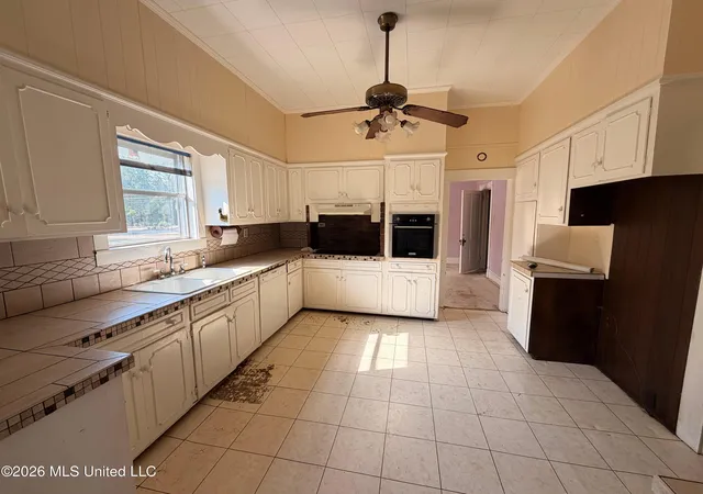 Photo 4 of Single family home for sale at 29 South St, Grenada, MS 38901 | MLS# 4160843 | Listing updated on 2026-08-29