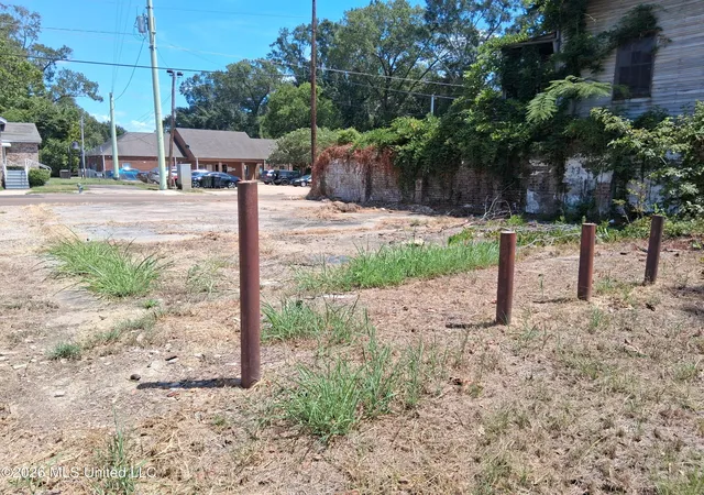 Photo 2 of Land for sale at 120 Homochitto St, Natchez, MS 39120 | MLS# 4160696 | Listing updated on 2026-08-28