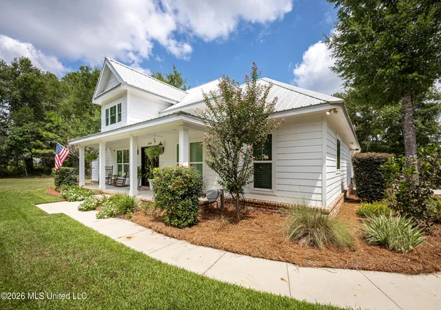 Photo 2 of Sale Pending at 2809 Robert Hiram Dr, Gautier, MS 39553 | MLS# 4160926 | Listing updated on 2026-09-07