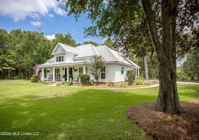 Photo 4 of Sale Pending at 2809 Robert Hiram Dr, Gautier, MS 39553 | MLS# 4160926 | Listing updated on 2026-09-07