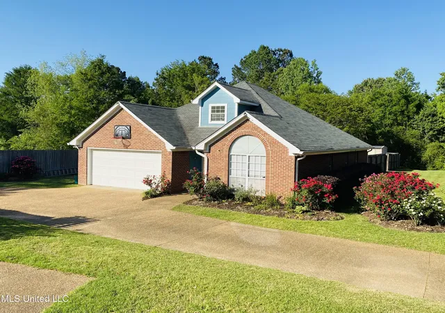 Photo 1 of Single family home for sale at 525 Chelsea Wy, Madison, MS 39110 | MLS# 4160855 | Listing updated on 2026-08-30