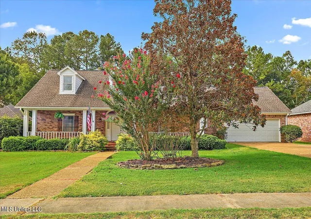 Photo 2 of Single family home for sale at 439 Woodlands Cir, Brandon, MS 39047 | MLS# 4160846 | Listing updated on 2026-10-02
