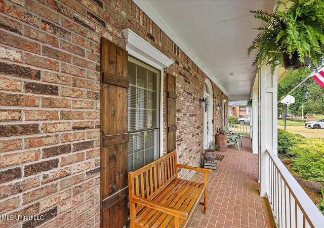 Photo 4 of Single family home for sale at 439 Woodlands Cir, Brandon, MS 39047 | MLS# 4160846 | Listing updated on 2026-10-02