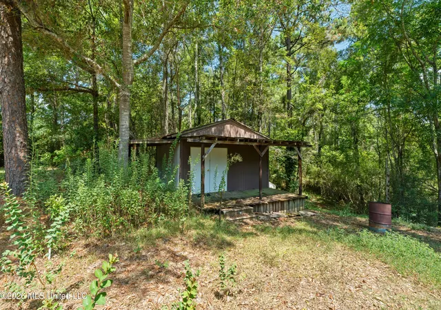 Photo 3 of Single family home for sale at 1431 N Hwy 29, Ellisville, MS 39437 | MLS# 4160759 | Listing updated on 2026-08-28