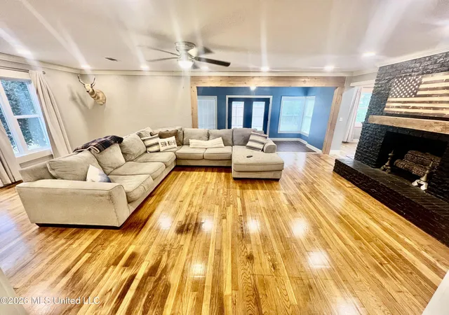 Photo 4 of Single family home for sale at 519 W Hwy 82, Starkville, MS 39759 | MLS# 4160733 | Listing updated on 2026-09-28