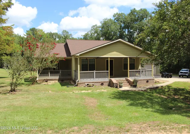 Photo 1 of Single family home for sale at 6631 Hamburg Rd, Roxie, MS 39661 | MLS# 4160834 | Listing updated on 2026-08-29
