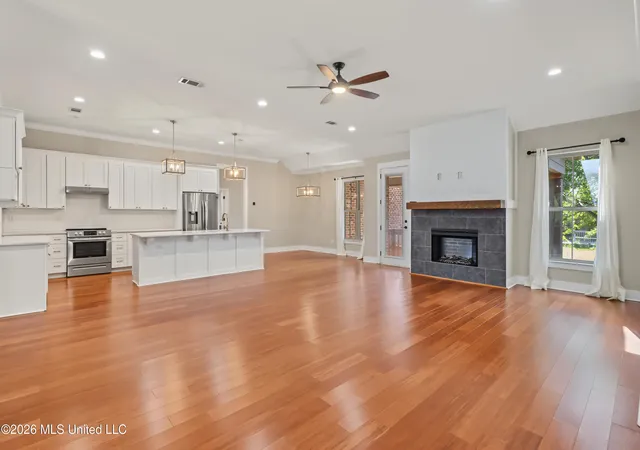 Photo 3 of Single family home for sale at 463 Channel Mark Dr, Biloxi, MS 39531 | MLS# 4160755 | Listing updated on 2026-08-31