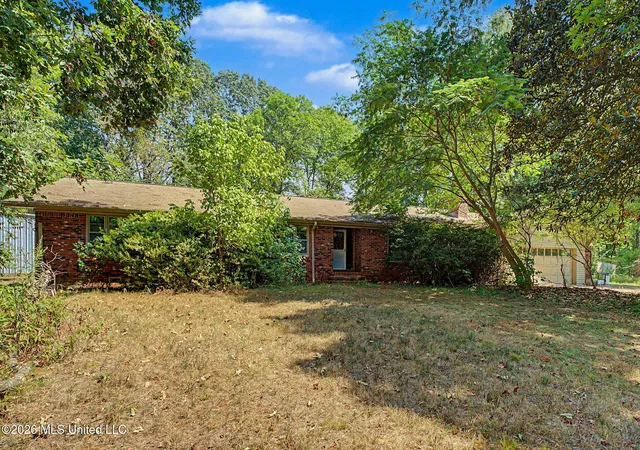 Photo 3 of Sale Pending at 3206 Fogg Rd, Nesbit, MS 38651 | MLS# 4160911 | Listing updated on 2026-09-09