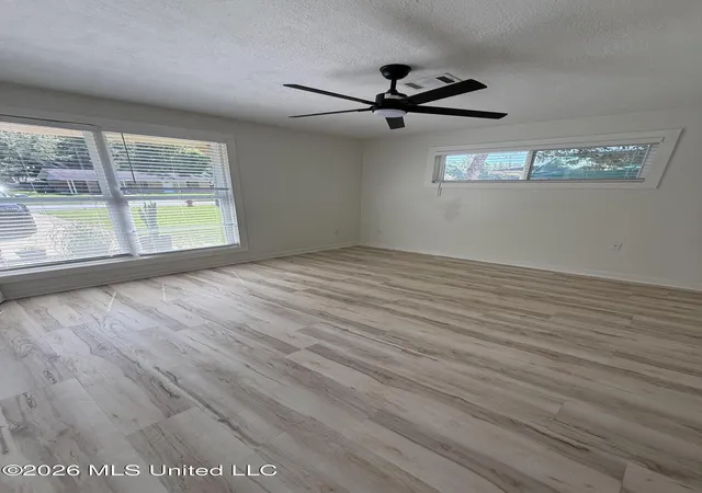 Photo 3 of Single family home for sale at 316 Mincheck Rd, Ocean Springs, MS 39564 | MLS# 4160736 | Listing updated on 2026-09-09