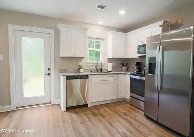 Photo 3 of Single family home for sale at 13498 Kelly St, Gulfport, MS 39503 | MLS# 4160864 | Listing updated on 2026-08-31