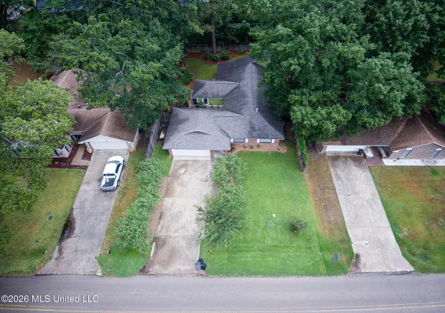 Photo 3 of Single family home for sale at 1480 Westbrook Rd, Jackson, MS 39211 | MLS# 4160772 | Listing updated on 2026-09-03