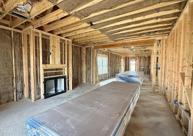 Photo 2 of Single family home for sale at 2481 Saint Charles Cvs, Southaven, MS 38672 | MLS# 4160752 | Listing updated on 2026-08-28