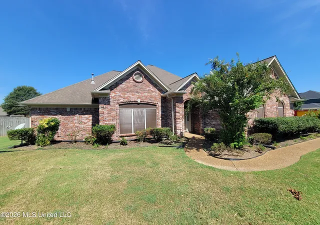 Photo 3 of Single family home for sale at 13165 Coldwater Dr, Olive Branch, MS 38654 | MLS# 4160785 | Listing updated on 2026-09-03