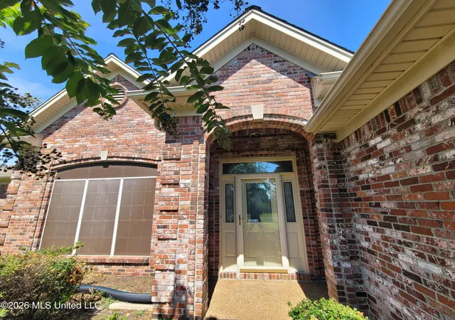Photo 3 of Single family home for sale at 13165 Coldwater Dr, Olive Branch, MS 38654 | MLS# 4160785 | Listing updated on 2026-09-03