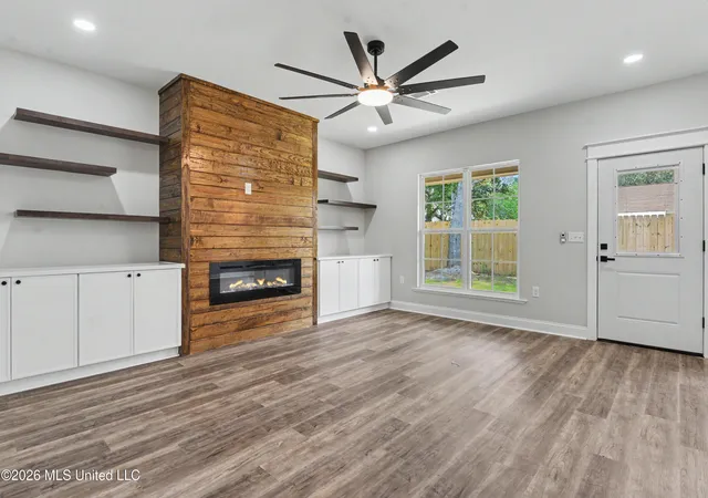 Photo 2 of Single family home for sale at 528 Plum St, Ocean Springs, MS 39564 | MLS# 4160782 | Listing updated on 2026-08-28