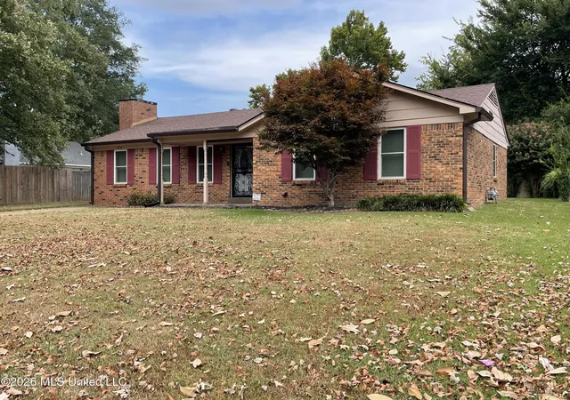Photo 2 of Single family home for sale at 8710 Greenbrook Pkwy, Southaven, MS 38671 | MLS# 4160830 | Listing updated on 2026-09-20