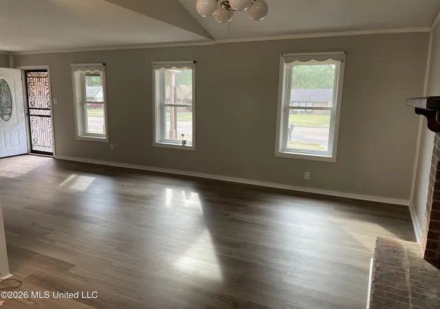 Photo 3 of Single family home for sale at 8710 Greenbrook Pkwy, Southaven, MS 38671 | MLS# 4160830 | Listing updated on 2026-09-20