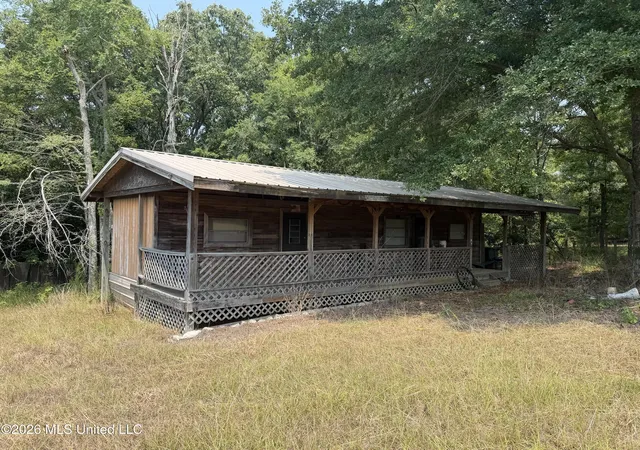 Photo 1 of Sale Pending at 390 Springfield Rd, Senatobia, MS 38668 | MLS# 4160783 | Listing updated on 2026-09-04
