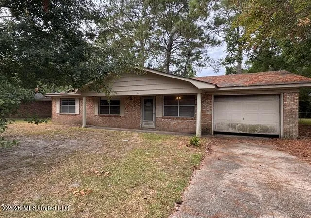 Photo 1 of Sale Pending at 30 Nottingham Cir, Gulfport, MS 39503 | MLS# 4160788 | Listing updated on 2026-09-05