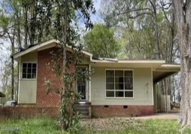 Photo 1 of Single family home for sale at 2943 Woodside Dr, Jackson, MS 39212 | MLS# 4160839 | Listing updated on 2026-09-09