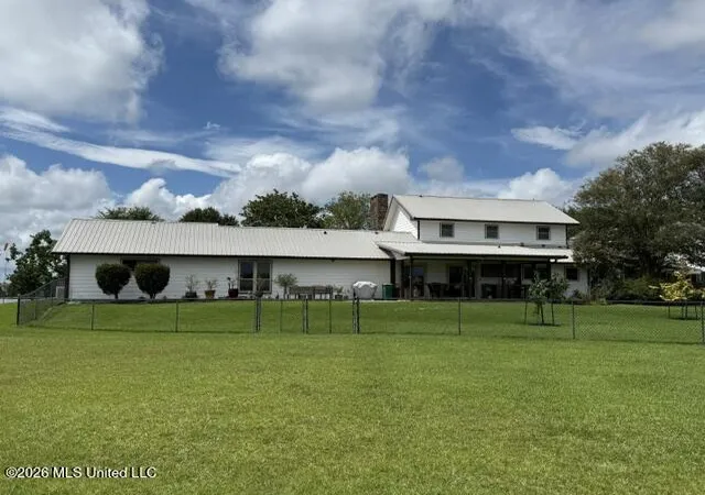 Photo 4 of Single family home for sale at 12304 Rollingwood Ct, Gulfport, MS 39503 | MLS# 4160850 | Listing updated on 2026-09-07
