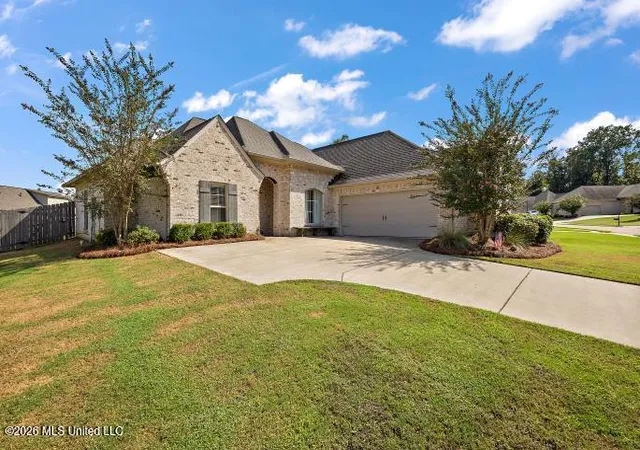 Photo 3 of Single family home for sale at 185 Buckhead Dr, Madison, MS 39110 | MLS# 4160919 | Listing updated on 2026-09-21