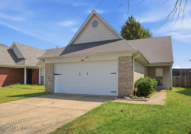 Photo 1 of Single family home for sale at 5488 Kristy Ln, Southaven, MS 38671 | MLS# 4160867 | Listing updated on 2026-09-14
