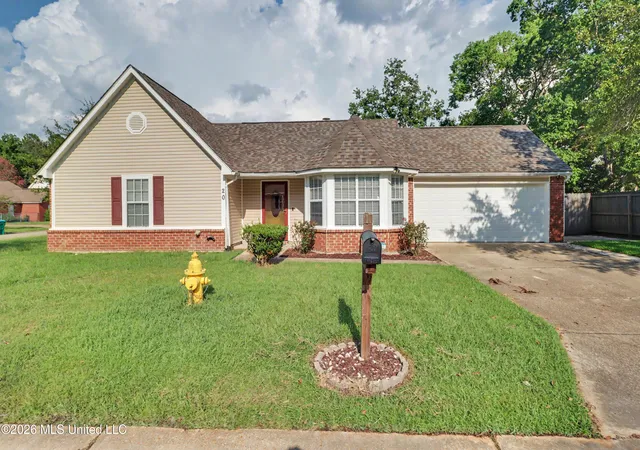 Photo 1 of Sale Pending at 20 Heather Ln, Gulfport, MS 39503 | MLS# 4160931 | Listing updated on 2026-09-05