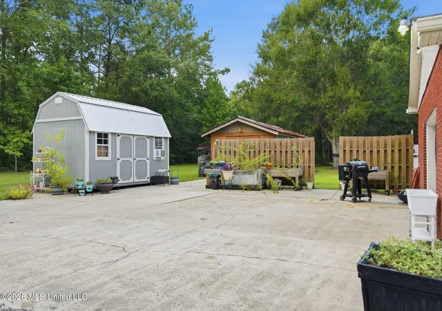Photo 3 of Single family home for sale at 19 Luther Davis Rd, Picayune, MS 39466 | MLS# 4160886 | Listing updated on 2026-08-30