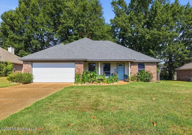 Photo 1 of Sale Pending at 315 Big Oak Dr, Florence, MS 39073 | MLS# 4160890 | Listing updated on 2026-09-02