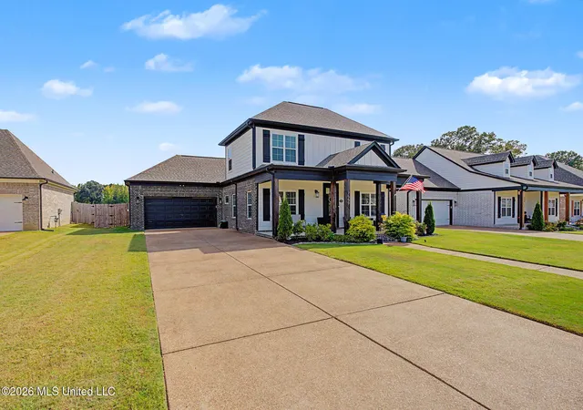 Photo 3 of Sale Pending at 7559 Crosswinds Blvd, Hernando, MS 38632 | MLS# 4160904 | Listing updated on 2026-09-18