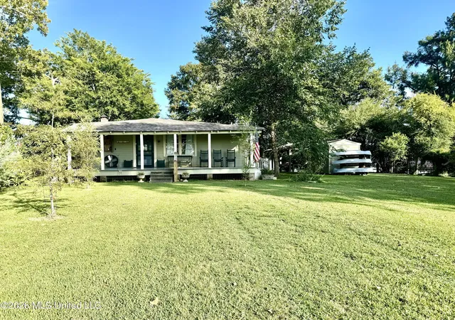 Photo 2 of Single family home for sale at 5525 Hwy 568, Ferriday, LA 71334 | MLS# 4160923 | Listing updated on 2026-09-01