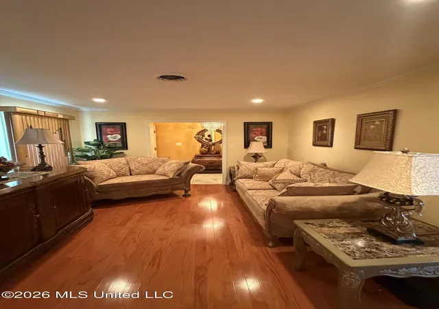 Photo 3 of Single family home for sale at 1789 Camellia Dr, Greenville, MS 38701 | MLS# 4160925 | Listing updated on 2026-09-04