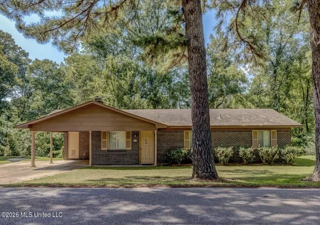 Photo 1 of Sale Pending at 1771 Culkin Rd, Vicksburg, MS 39183 | MLS# 4160936 | Listing updated on 2026-09-16
