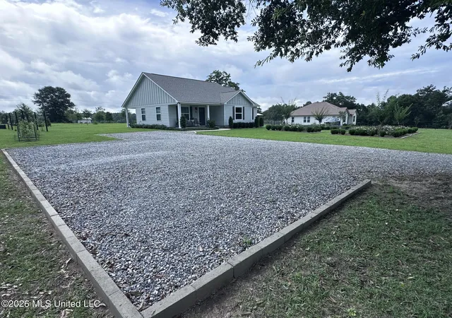 Photo 3 of Single family home for sale at 122 Green Rd, Lucedale, MS 39452 | MLS# 4160954 | Listing updated on 2026-08-31