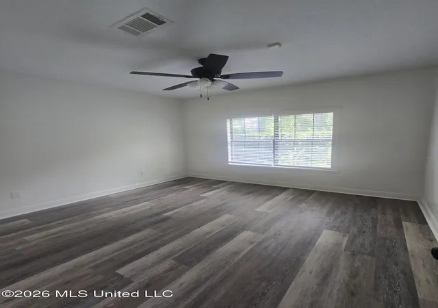 Photo 4 of Single family home for sale at 212 Village Cir, Canton, MS 39046 | MLS# 4160980 | Listing updated on 2026-10-10