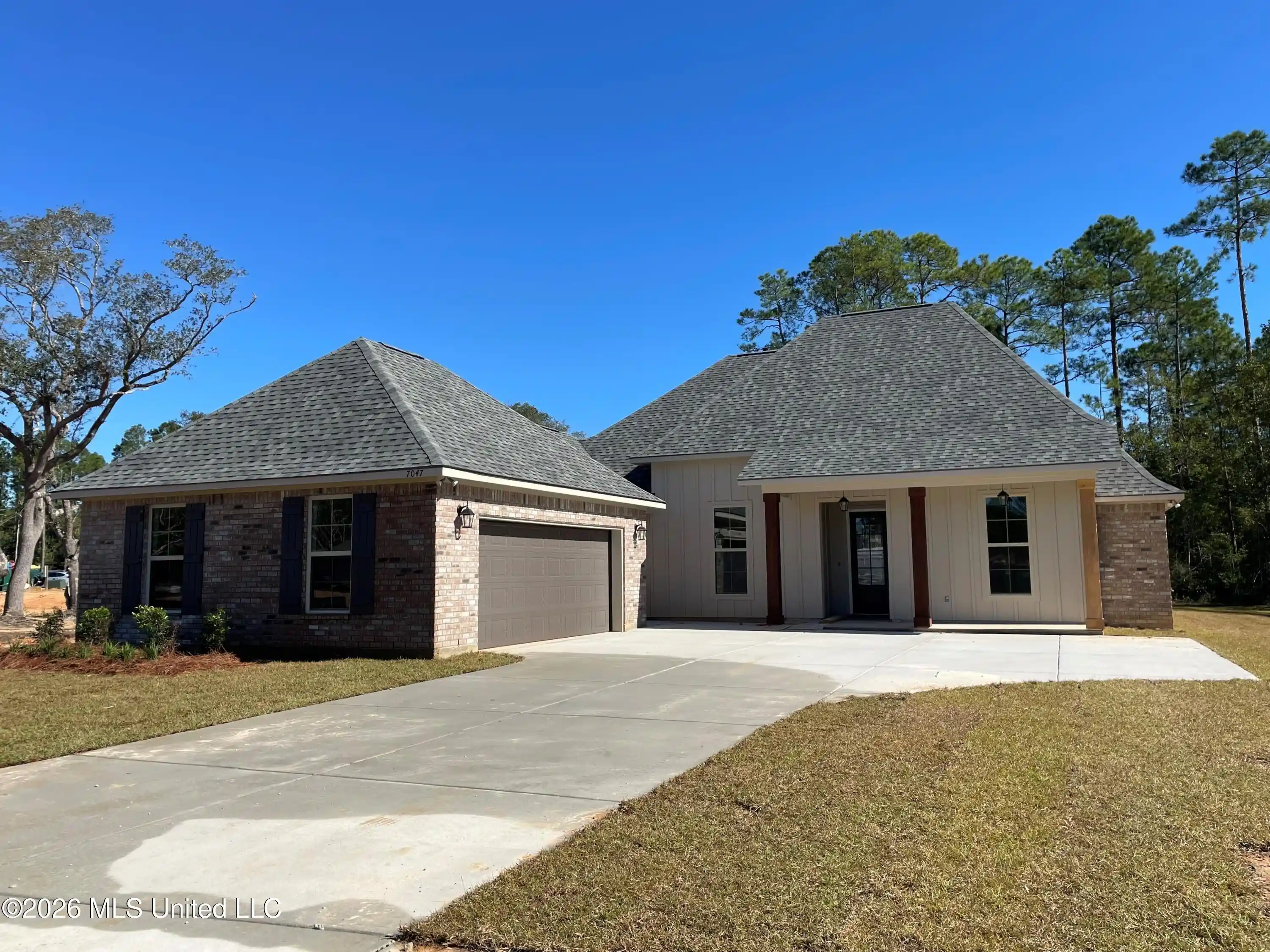 Photo 1 of Sale Pending at 7047 Alexa Pl, Pass Christian, MS 39571 | MLS# 4160961 | Listing updated on 2026-10-20